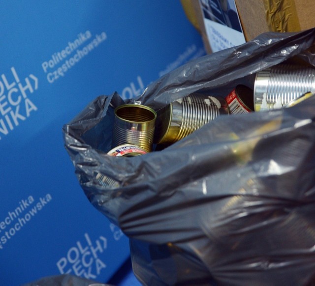 Politechnika Częstochowska ponownie zbiera puszki i parafinę. Przekaże je Ukrainie