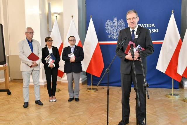 Podczas konferencji zostały zaprezentowane książki do nauki historii Polski w języku ukraińskim przygotowane przez wrocławski Oddz. IPN.