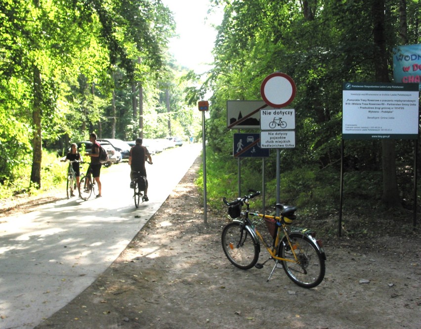 Wjazd na nadmorską rowerostradę od strony Poddąbia
