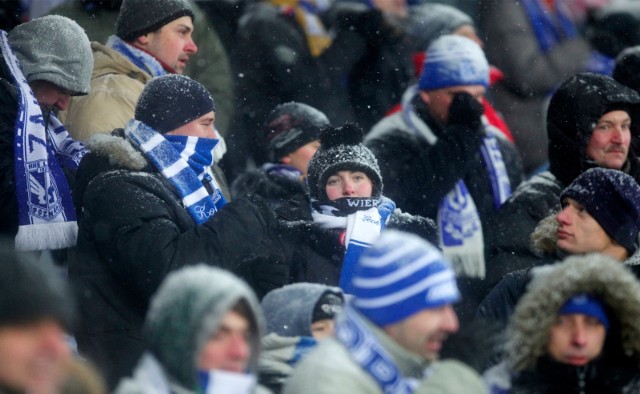 Kibice wybierający się na środowy mecz powinni bardzo ciepło sie ubrać.