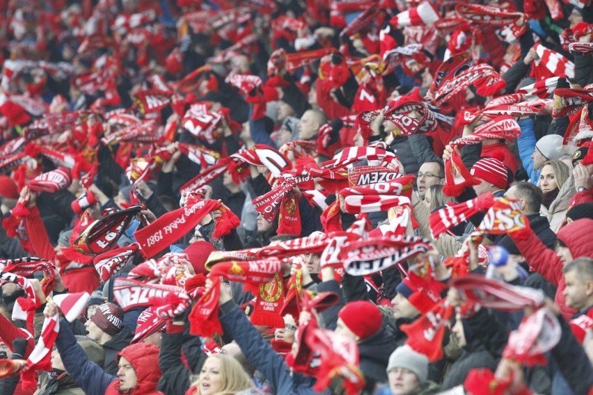 Kibice na meczu Widzew vs. Bytovia! Wspaniały doping, super zabawa, dobra gra i lider jest w Łodzi! ZDJĘCIA