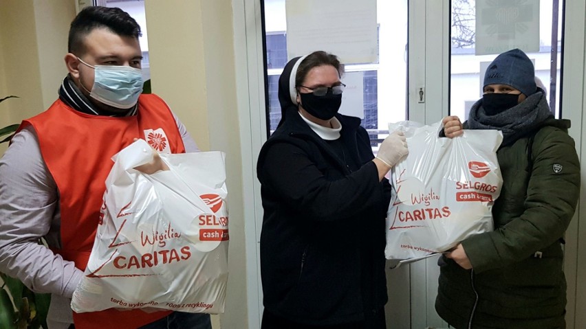 Paczki z żywnością od Caritas trafią do 1000 mieszkańców...