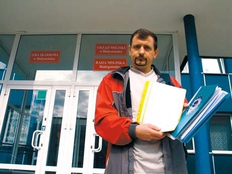 Już w czwartek Andrzej Kornaś próbował złożyć list protestacyjny u włodarzy miasta, jednak nie udało mu się nikogo zastać