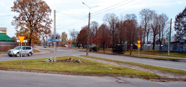 Rondo ma powstać na skrzyżowaniu ul. Kolejowej i Wyszyńskiego. Dzięki temu będzie bezpieczniej.