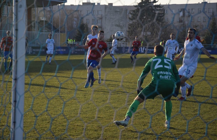 Piłkarze Wisły Sandomierz przegrali w meczu 1/8 finału...