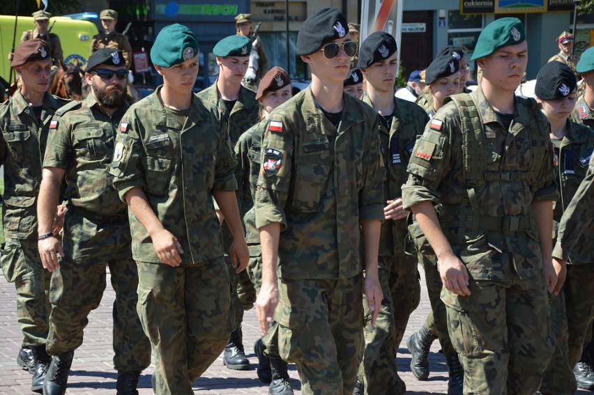 Kadrówka w Miechowie. Medale dla tych, którzy nie bali się pomagać [ZDJĘCIA, WIDEO]