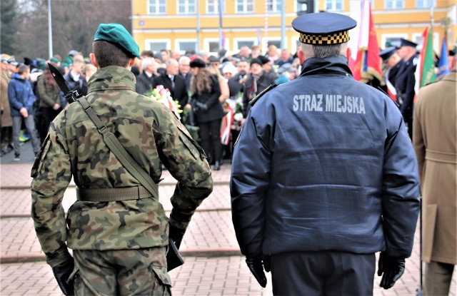 Na dzisiejszych (28 listopada) obchodach 80. rocznicy wysiedleń w Zamościu obecni byli także funkcjonariusze Straży Miejskiej