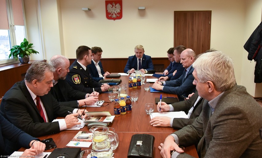 Spotkanie sztabu kryzysowego w Białymstoku