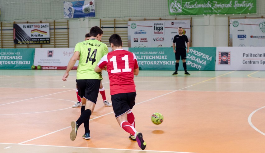 Lider pewnie wygrywa w Kieleckiej Ligi Futsalu. Znów padło mnóstwo goli [DUŻO ZDJĘĆ] 