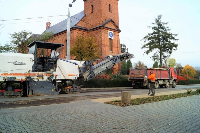 Przebudowa dróg w Ciepielowie i w miejscowości Chotyze.