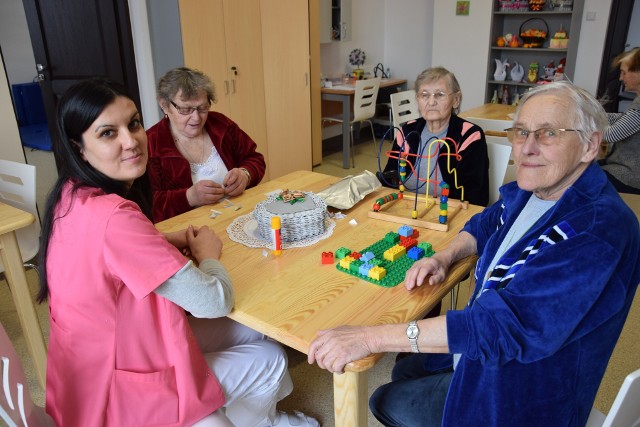 Opolskie Centrum Rehabilitacji uroczyście otworzyło dziś dwie nowe pracownie rehabilitacyjne.