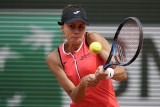 Sensacja w pierwszej rundzie Roland Garros - Magda Linette wyeliminowała Ons Jabeur [WIDEO]