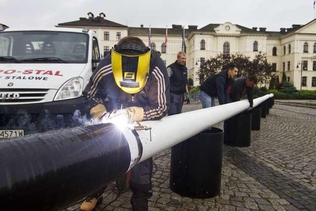 Spawanie rekordowej białej laskiSpawanie rekordowej białej laski