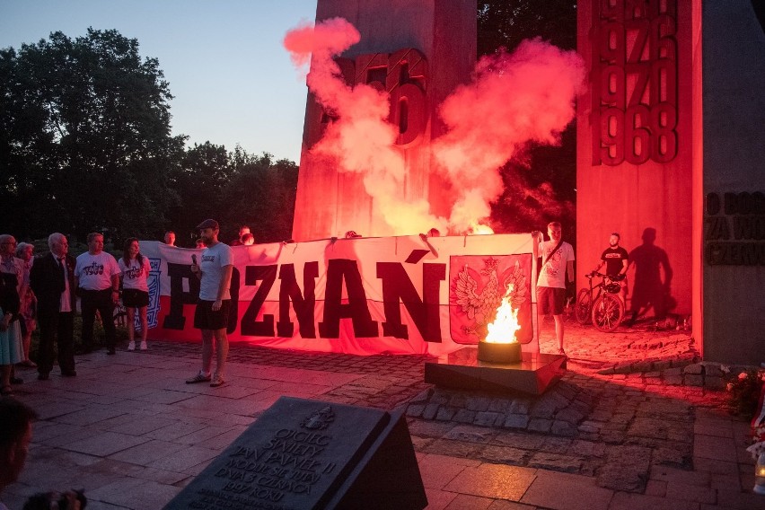W poniedziałek wieczorem kibice Lecha Poznań zorganizowali...