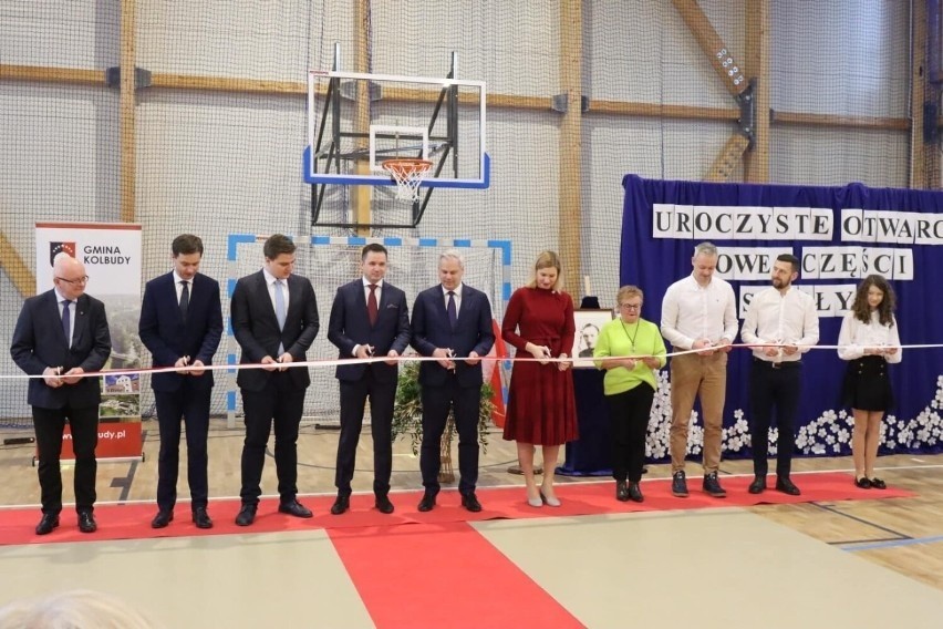 W Bielkówku uroczyście otwarto nową część budynku Zespołu Kształcenia i Wychowania ZDJĘCIA