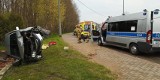 Samochód dachował w miejscowości Głobino koło Słupska. Ranne trzy osoby. Wśród nich trzymiesięczne dziecko