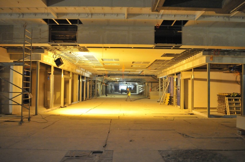 Tak dziś wygląda wnętrze przyszłego dworca podziemnego