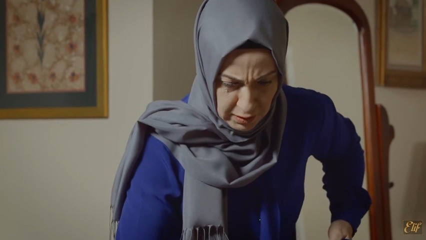"Elif" odcinek 802. Elif wyznaje Süreyyi, że jej mama żyje. Melek przypomni sobie, co się wydarzyło? [STRESZCZENIE ODCINKA]