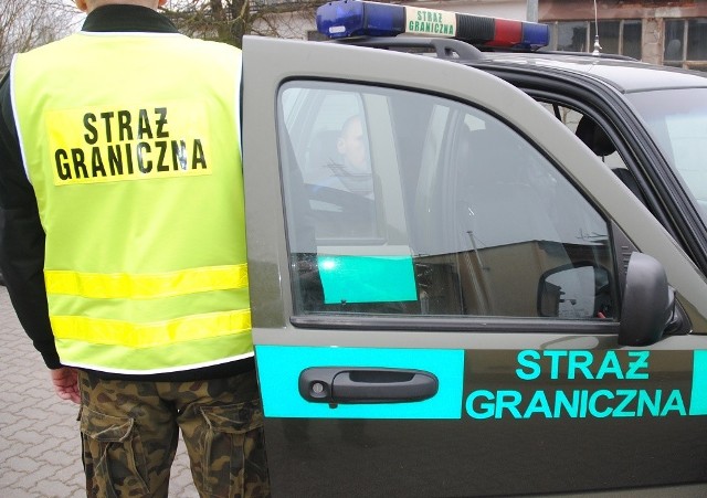 Funkcjonariusze z Placówki SG w Mielniku zatrzymali dwóch obywateli Ukrainy. Mężczyźni nielegalnie dostali się do naszego kraju.