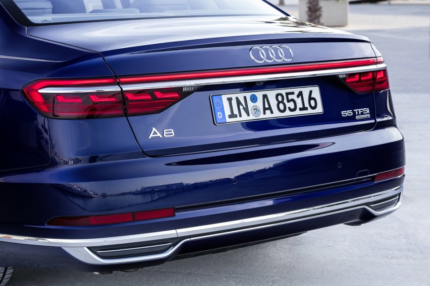 Audi A8...