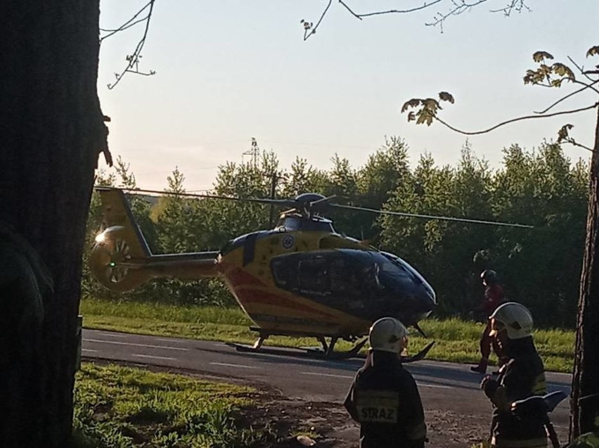 Leśnice: Wypadek motocyklisty na DK 6. 20.05.2020 r. Rannego do szpitala w Wejherowie zabrał śmigłowiec LPR. Utrudnienia w ruchu [ZDJĘCIA]