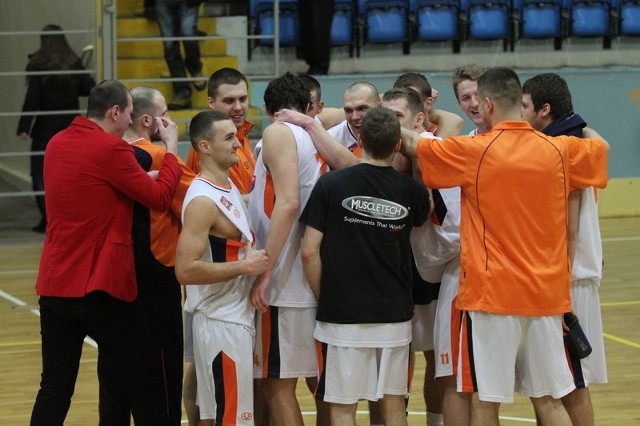 Koszykarze UMKS-u Kielce w końcu mogli mieć powody do radości.