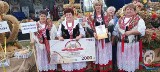 Koło „Kalinki” z Brzozowej w gminie Tarłów na podium w konkursie na najpiękniejszy wieniec podczas Dożynek Wojewódzkich