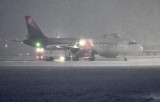 Śnieg na Pomorzu. Jak wygląda sytuacja na lotnisku w Gdańsku? 
