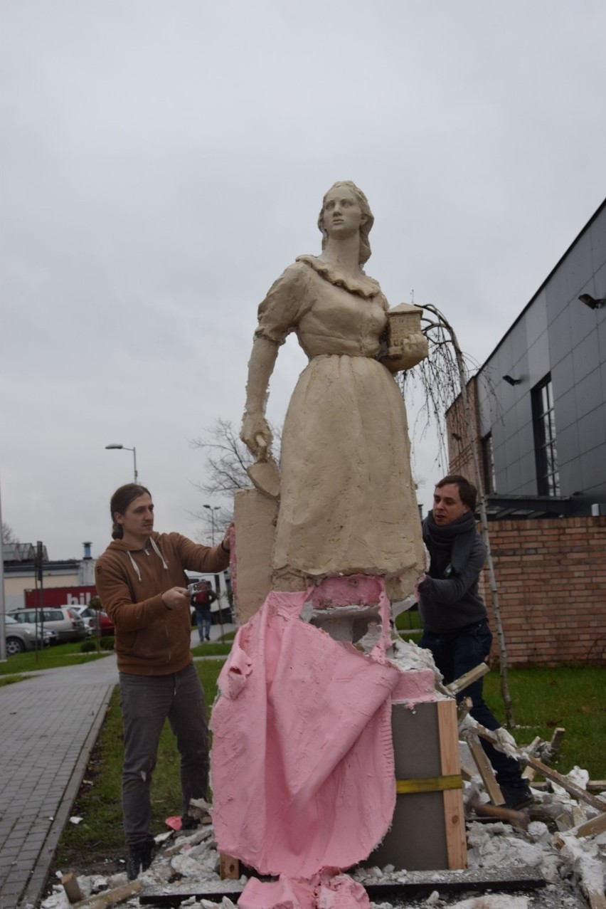 Murarka 2 przy galerii Strefart na Terenach Przemysłowych...