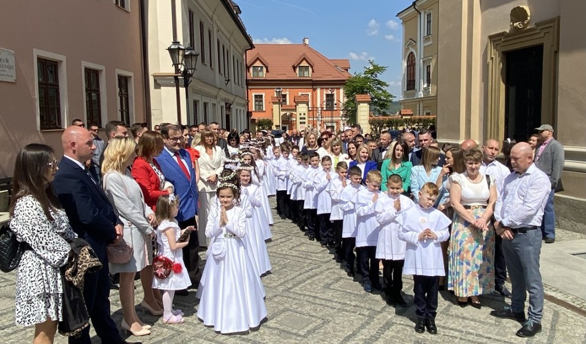 I Komunia Święta 2022 w parafii Archikatedralnej w Przemyślu [ZDJĘCIA]