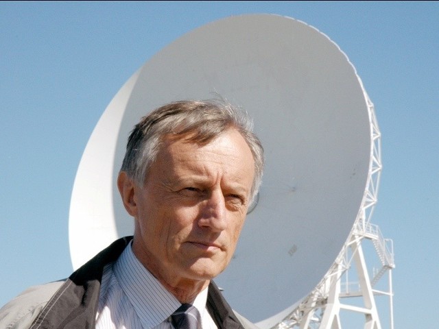Prof. Andrzej Kus z Centrum Astronomii UMK