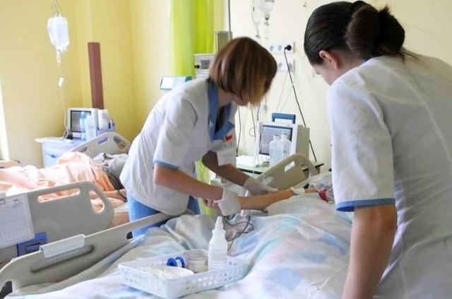 Studia pielęgniarskie w Inowrocławiu mają być odpowiedzią na braki kadrowe w służbie zdrowia