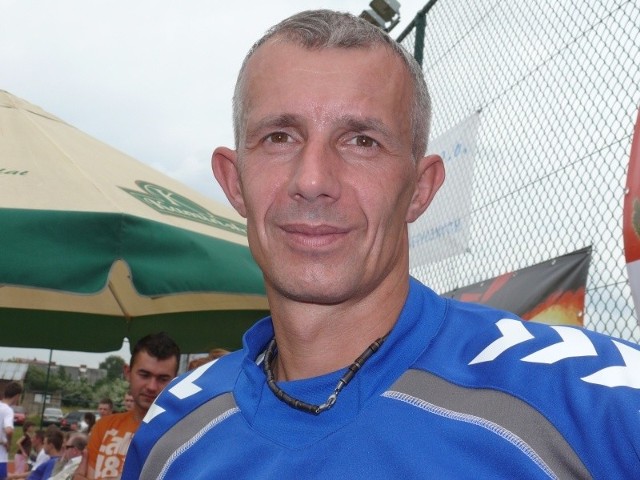 Jako ostatni do sztabu szkoleniowego Pogoni Szczecin dołączył Robert Dziuba.