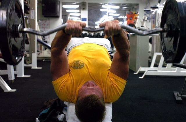 Siłownie i kluby fitness w Białymstoku. Sprawdź ceny i godziny [przegląd]