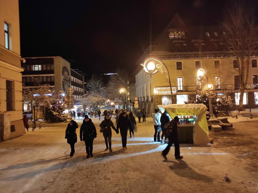 Zakopane. Tutaj sezon trwa cały rok. Znów weekend, znów przyjechali turyści 