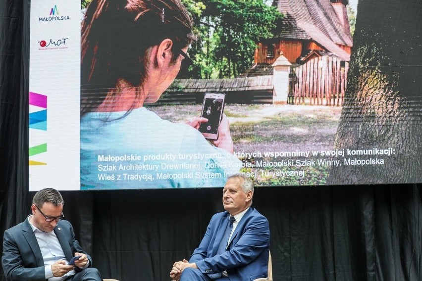 Małopolskie atrakcje w telefonie komórkowym. Już działa aplikacja VisitMałopolska