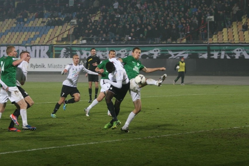 Energetyk ROW Rybnik - Olimpia Grudziądz 1:2. ROW Rybnik przegrał w "czerwonym" meczu [ZDJĘCIA]