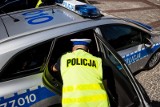 6-latka odpaliła auto i potrąciła dziadka oraz siostrę. Wypadek w Lędzinach mógł skończyć się tragiczne 