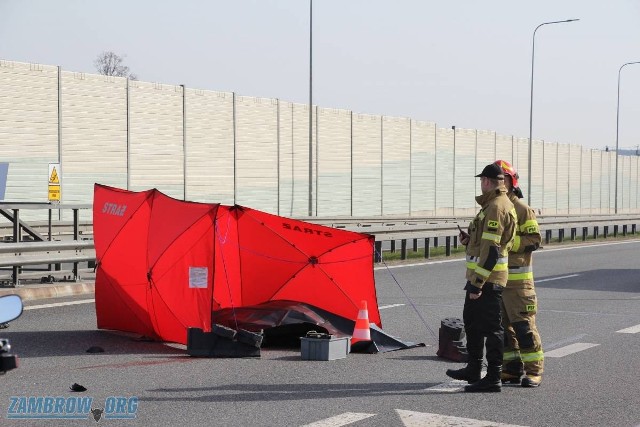 Śmiertelny wypadek motocyklisty na S8. Policja szuka świadków tragedii w miejscowości Wiśniewo