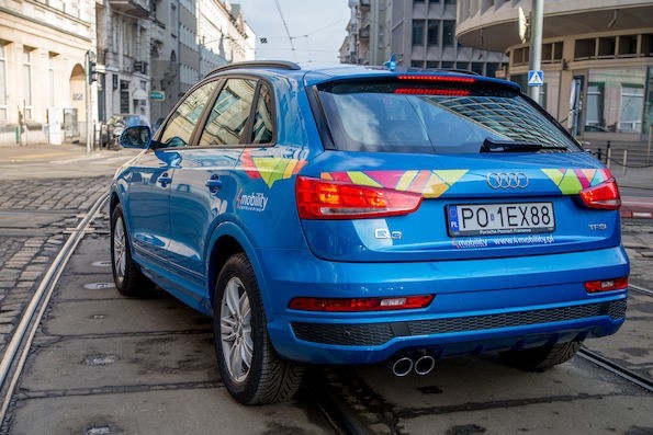 Klienci mogą wypożyczyć na minuty samochody marki Audi A3 i...