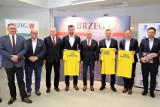 Cezary Kulesza i Kamil Bortniczuk odwiedzili stadion w Brzegu. Czego możemy się spodziewać po tej wizycie?