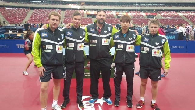 Tak prezentowała się ekipa bydgoskich tenisistów stołowych 1 września 2018 roku na Stadionie Narodowym.
