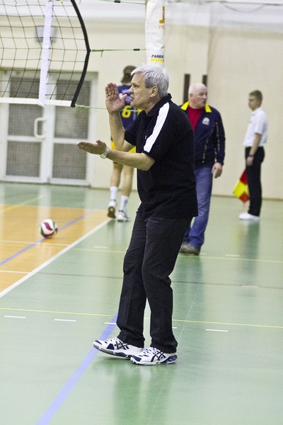 Paweł Blomberg (na pierwszym planie) w półfinale II ligi przyćmił samego Jana Sucha (w tle)