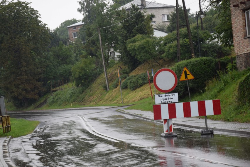 Uwaga! Remont DW790 do Pilicy. Obowiązuje zakaz ruchu [MAPY OBJAZDÓW]