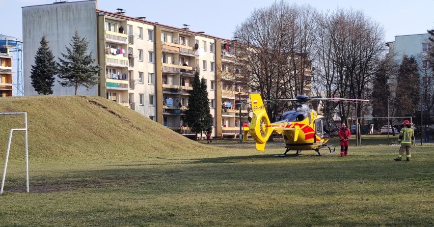 Skoczów: Samochód dostawczy dwukrotnie przejechał kobietę....