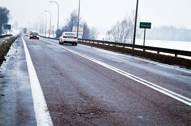 W tym miejscu skończy się trasa generalska. Do skrętu na Warszawę zostanie jeszcze 800 metrów. 