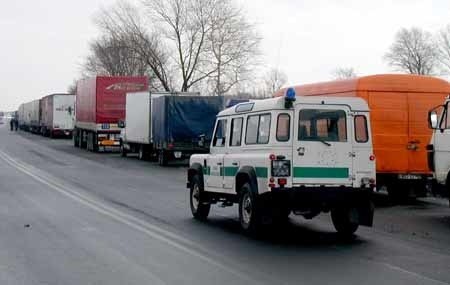 - Jak zlikwidować kolejki przed przejściem Korczowa - Krakowiec? - zastanawali się radni zaprzyjaźnionych powiatów.