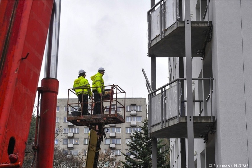 Rewitalizacja osiedla Przylesie w Sopocie. Prowadzona jest termomodernizacja budynków,  przebudowa chodników [zdjęcia]