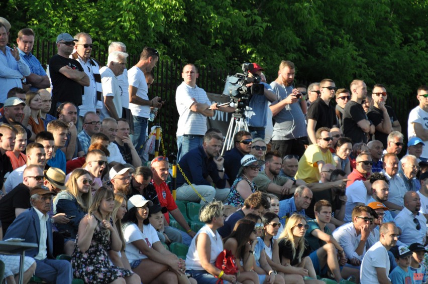 2. liga. Kibice Garbarni Kraków w niedzielnym meczu z ŁKS Łódź [ZDJĘCIA]