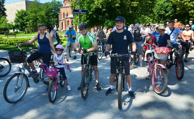 Rowerzyści wystartują z placu Wolności do Ostromecka